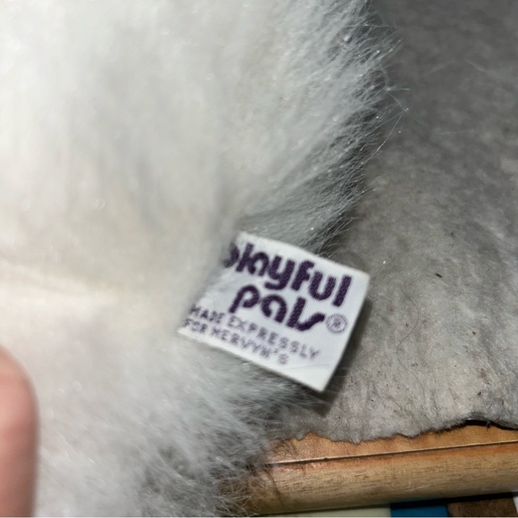 Playful Pals plush kitty plush laying 17" white fluffy blue eyes Mervyn's - Picture 8 of 10